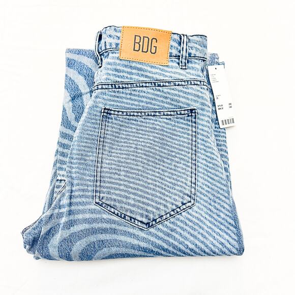 BDG High-Rise Eztremely Baggy Dyed Denim Patterned Jeans Size 25 NWT - Picture 1 of 6